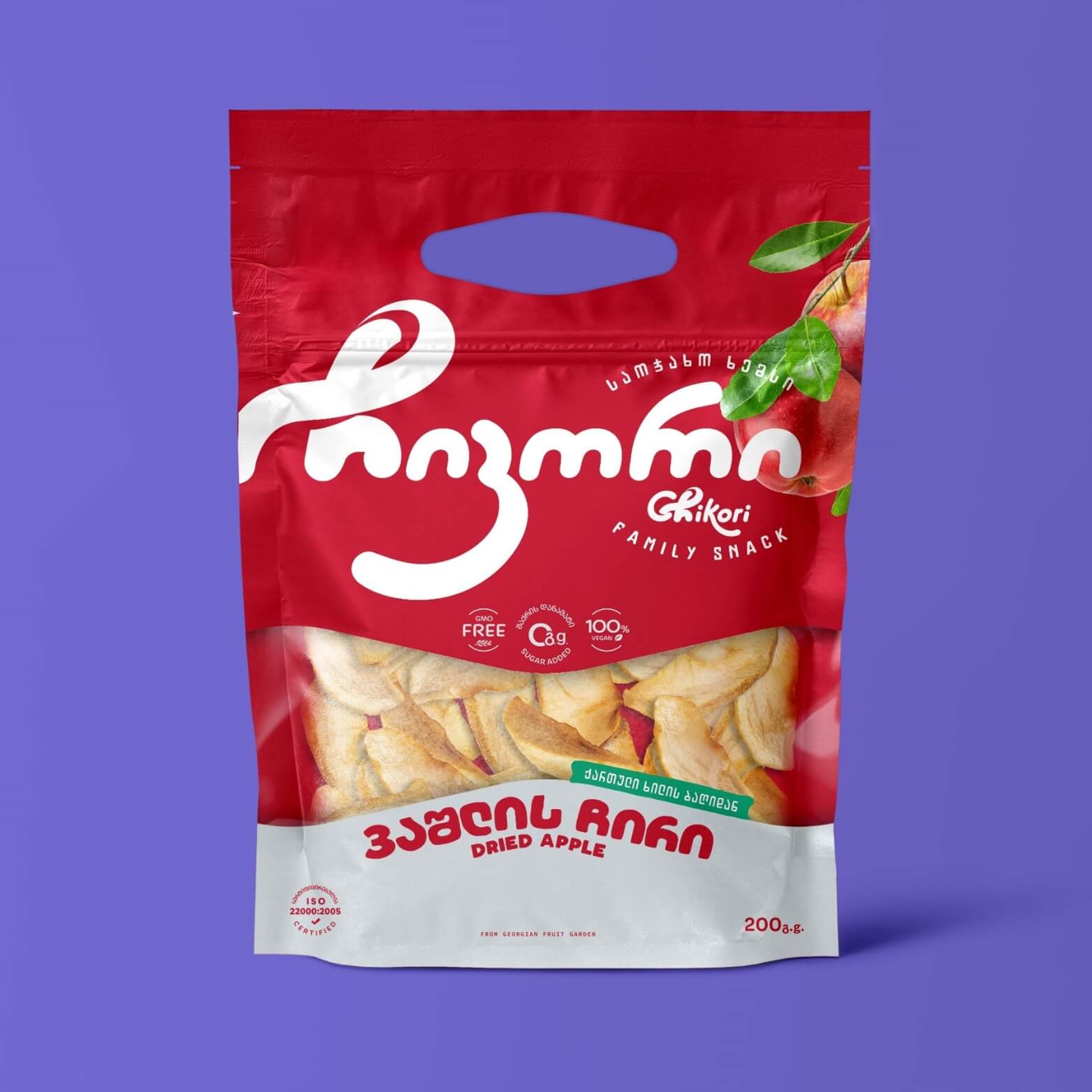 Naturally dried apple slices – crisp and sweet Georgian snack made without preservatives.